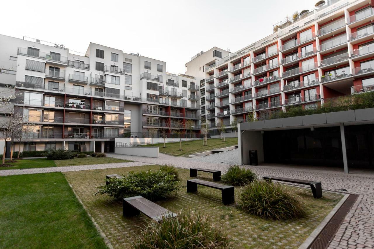 Prague Days - Family 2Bdr Apt - Garage Parking - Balcony Exteriér fotografie